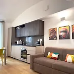 Daire Alfieri 7 Luxury - Centro *