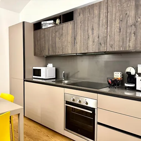Alfieri 7 Luxury - Centro Apartment