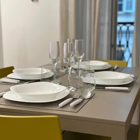 Alfieri 7 Luxury - Centro Apartment *