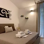 Alfieri 7 Luxury - Centro Daire *