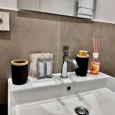 Alfieri 7 Luxury - Centro 아파트 *